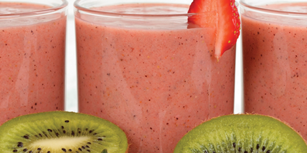 kiwi_0 Three glasses of smoothie with strawberries and kiwi